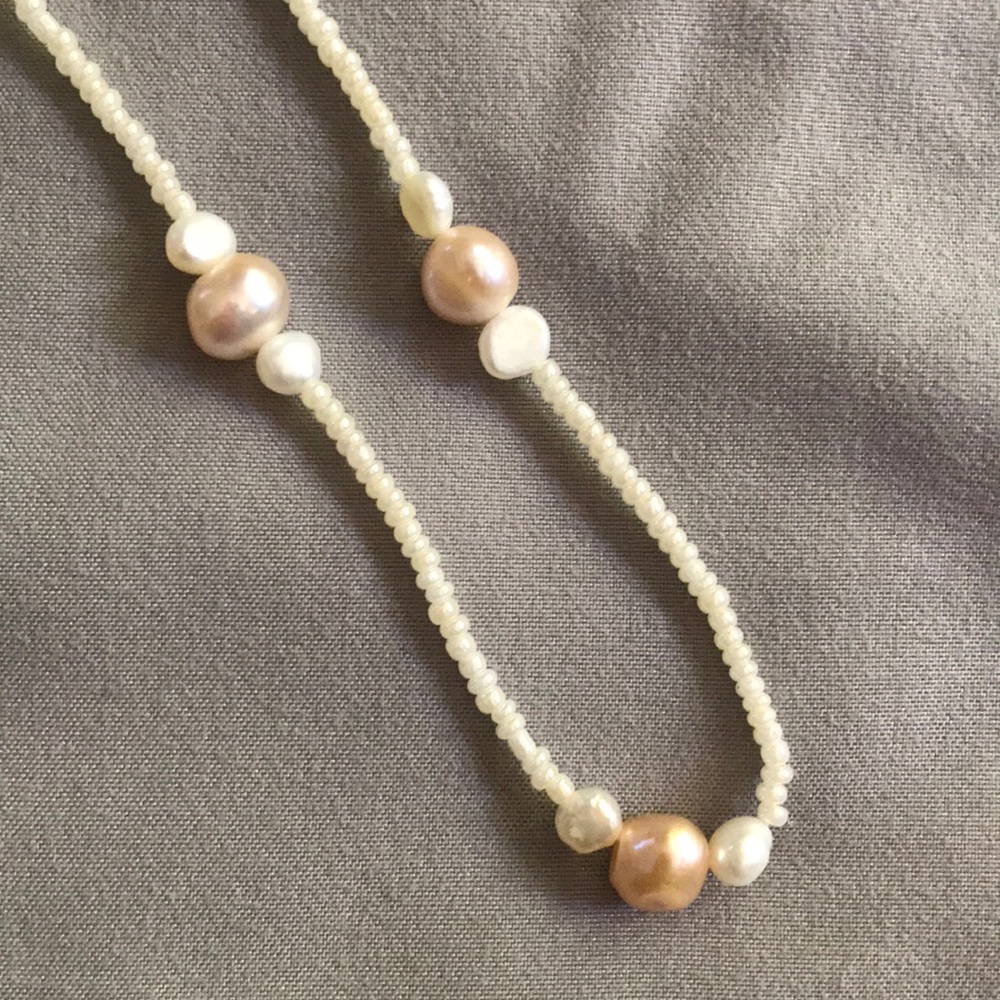Faux pearl beaded necklace